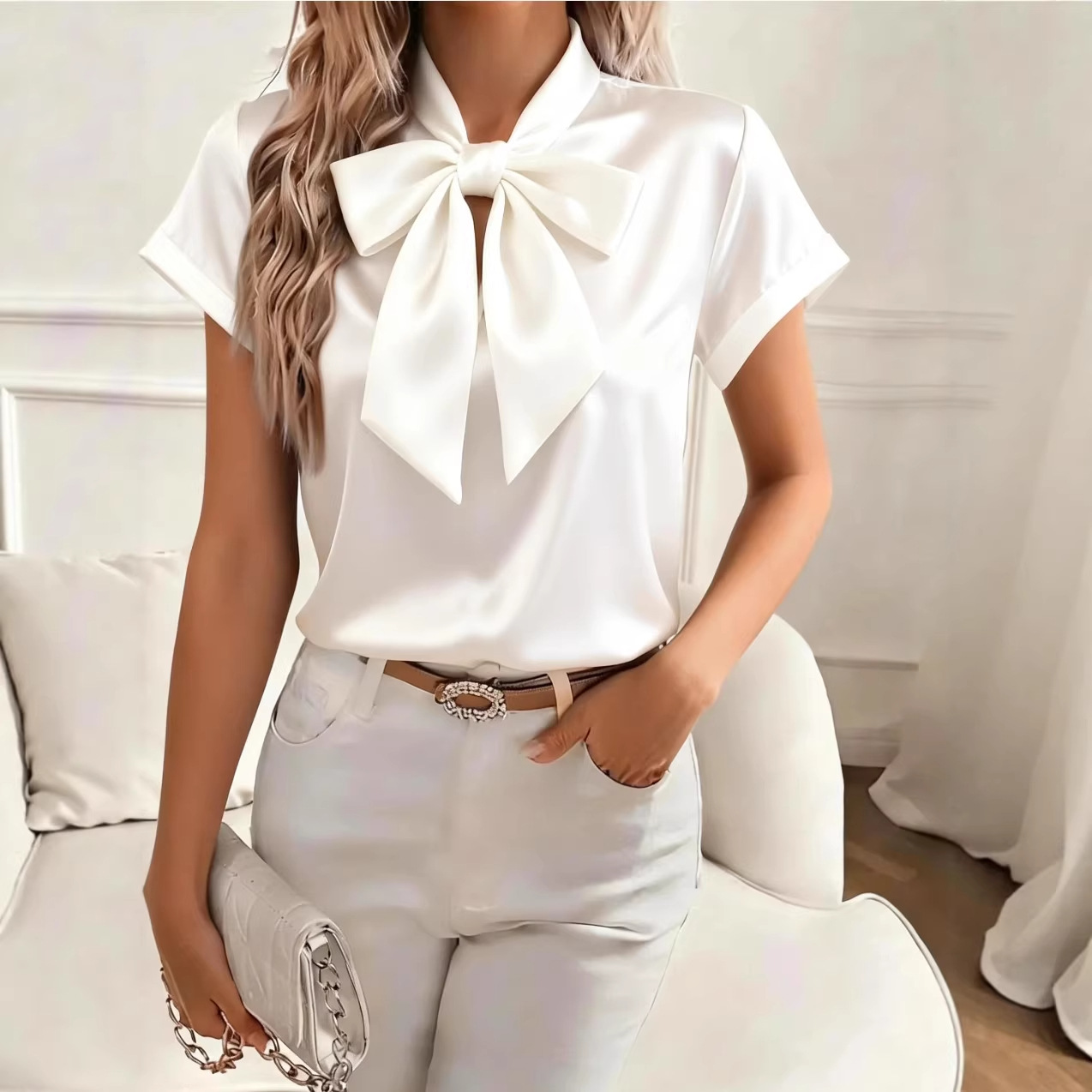 Camicia da donna in raso con f - Satin Bow Tie recensione e prezzo